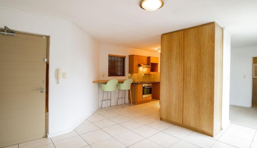 To Let 1 Bedroom Property for Rent in Wynberg Upper Western Cape